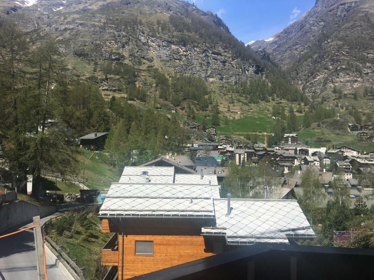 Haus Colmar Apartment Zermatt Exterior photo